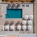 Hotell Evripus 3*
