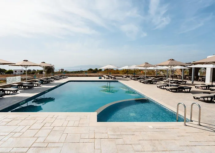 Evripus 3* Kastraki (Naxos)